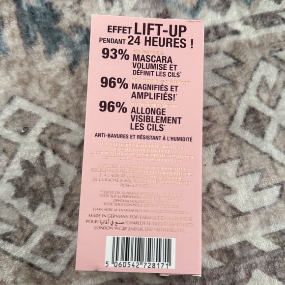 Charlotte Tilbury
Pillow Talk Push Up Lashes Volumizing & Lengthening Mascara - Picture 3 of 3